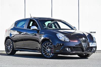 2013 Alfa Romeo Giulietta Distinctive Hatchback Series 0 MY12 for sale in Ringwood